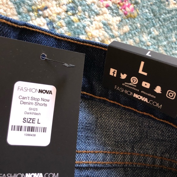 Fashion Nova Jean Shorts (size L) - Picture 7 of 7